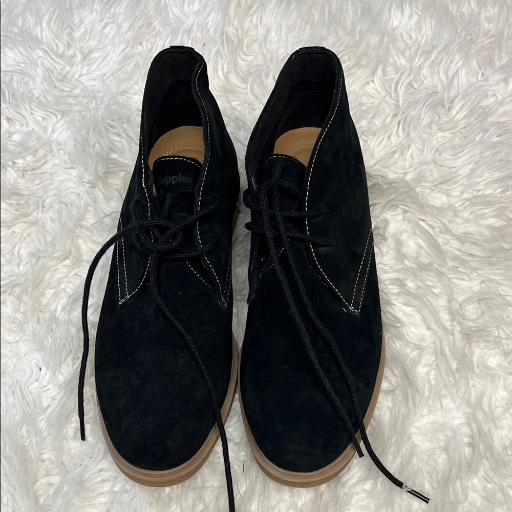 Hush Puppies Black Chukka Boots